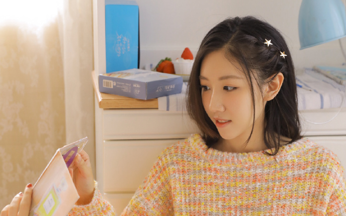 重庆高温红色预警两连发 防空洞成避暑“天堂”